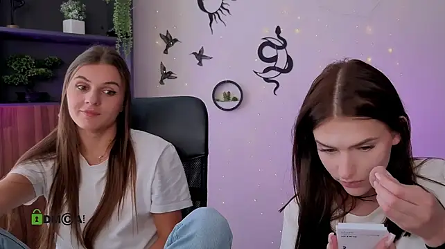 lisa_dark_
