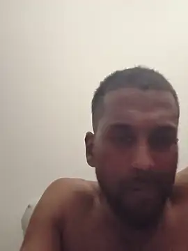 Sweetieboi04 webcam