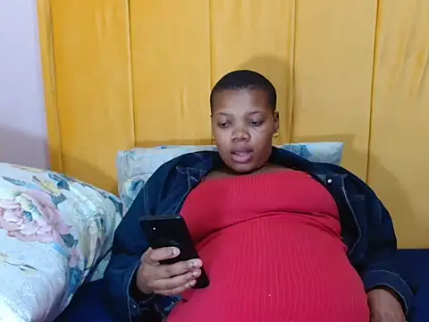 PlatinumBootyXXX webcam