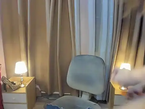 AshantTsiBigCock webcam
