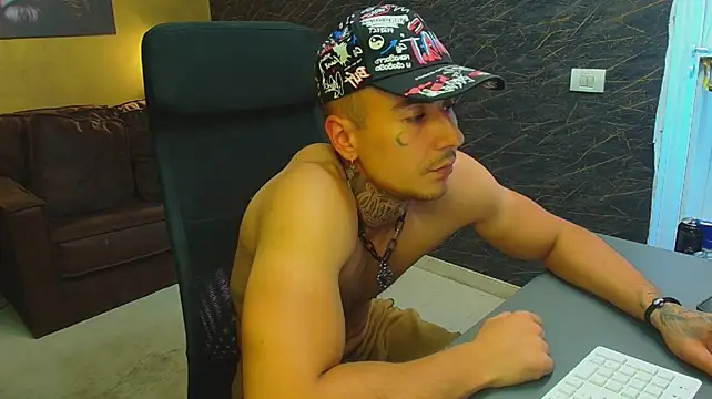 RomeoBodhi webcam