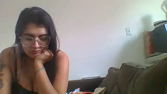 Babybaby_baby live cam preview