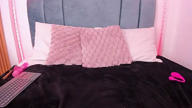 pamela_scott069