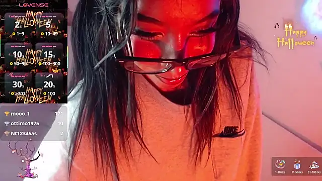 Ebony_Leyla live cam on StripChat