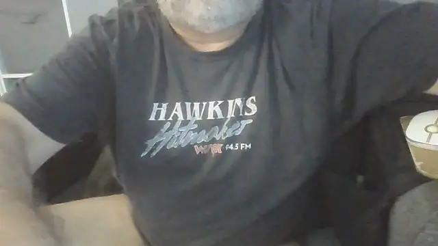 Naturistmale45 live cam on StripChat