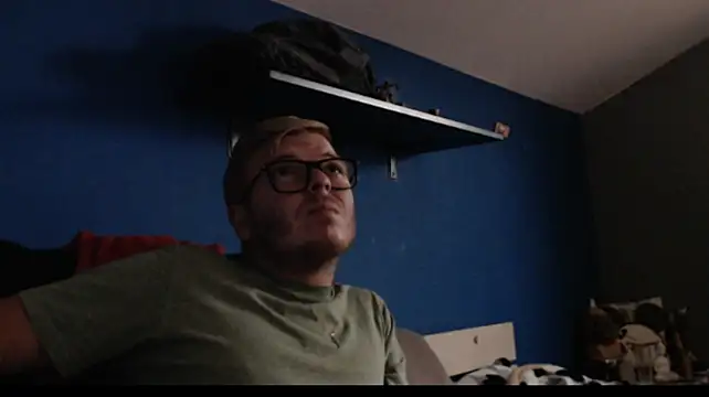 blondeboy92 live sex cam