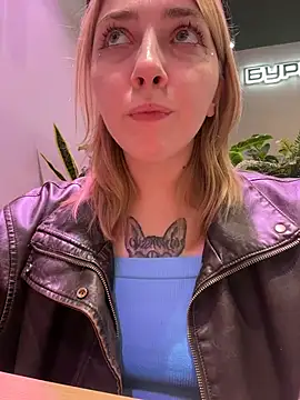 Sunny___Bunny webcam