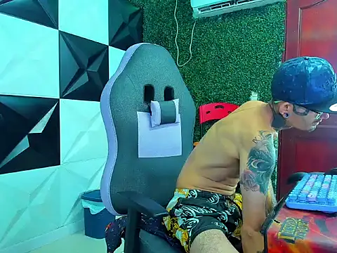 Boy_tatto77 webcam