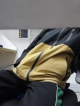 THATHAIRYTALLDUDE