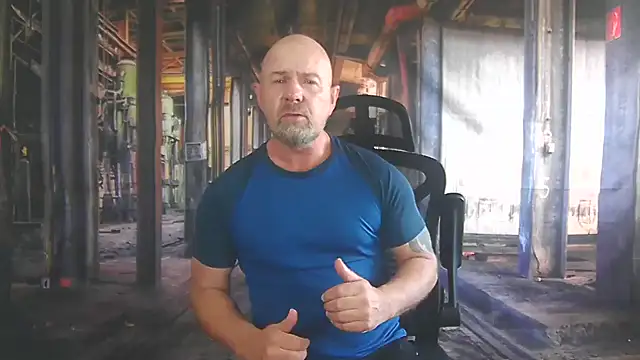 ManlyPrisonGuy