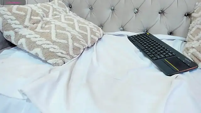 Hellencute18_