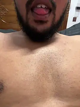 Notykolla123 live cam on StripChat