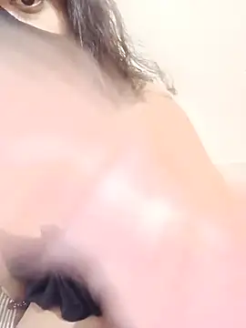 Hot_madhu5