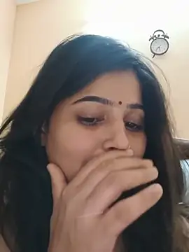 Cute-Simmi69 webcam