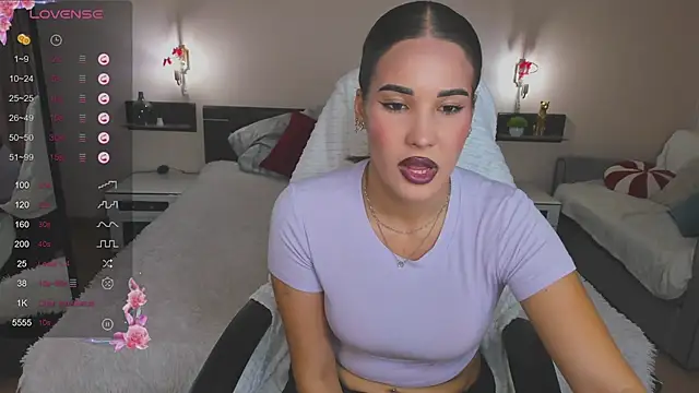 LaylaSunshinee webcam