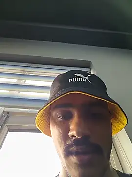 Mrgill09 webcam