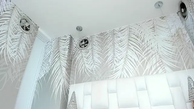 Skinny_little18_ webcam