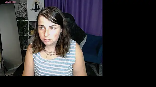 MartaEdams webcam