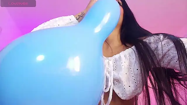 Maddie_T18 webcam