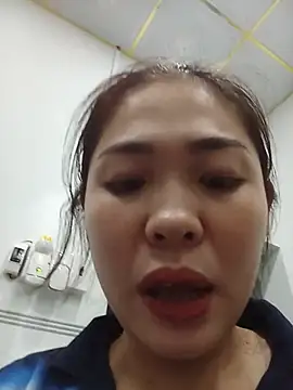 Poly_baby webcam