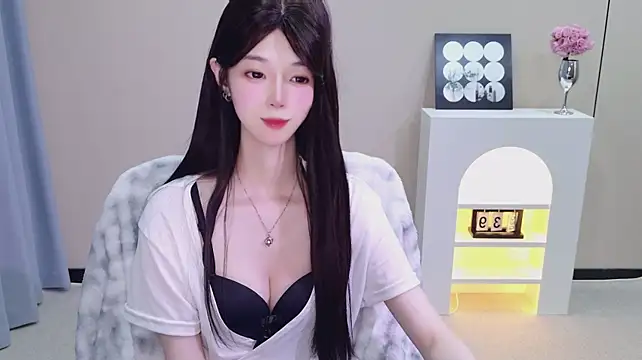 MOMO_xiaobao webcam