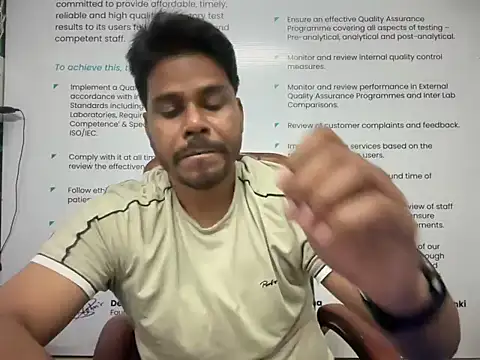 Raaz_5690 webcam