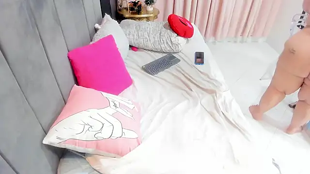 OneLustyBBW webcam
