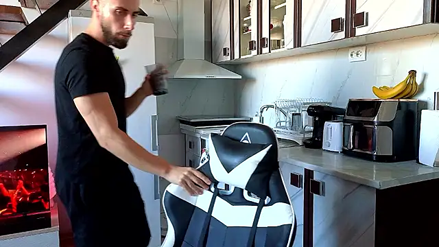 RyanStorm_