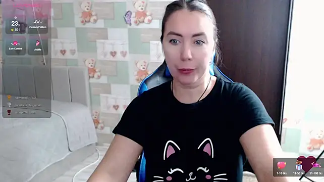 Korolek12 live cam preview