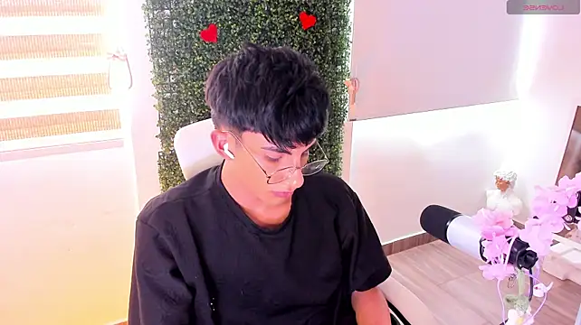 Erick_Velveth live cam on StripChat