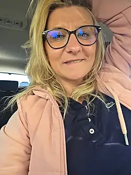 kaylinjan (F milf) - OH MYYYY LUSHHH...PUBLIC😈🔥🥵😱