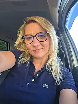 kaylinjan (F milf) - OH MYYYY LUSHHH...PUBLIC😈🔥🥵😱