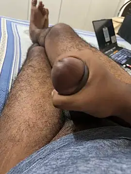 bitchfucker_1122 webcam