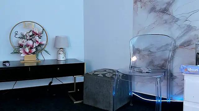 Maddyluxe webcam