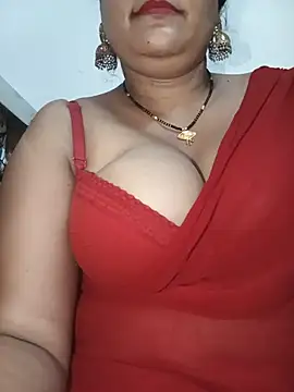 Nyra-23 live cam on StripChat