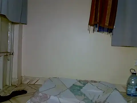 Messy_brandie