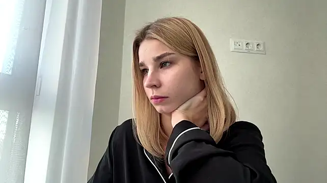 PickmeGirl live cam on StripChat