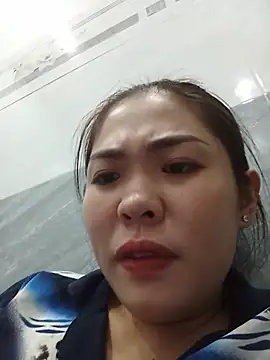 Poly_baby live cam on StripChat