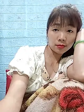 amylinee01 (F young) - Nụ hôn 😘😘 gió