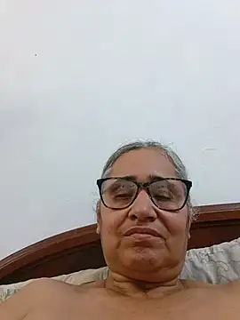 _candi live cam preview