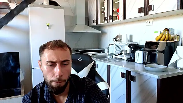 RyanStorm_ webcam