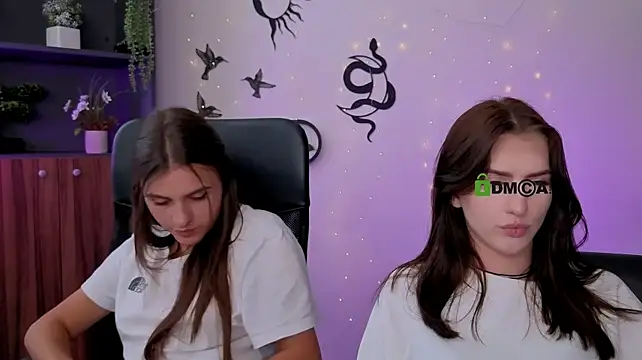 lisa_dark_