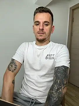 Huge_cock22cm