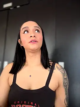 Isabella-Teen