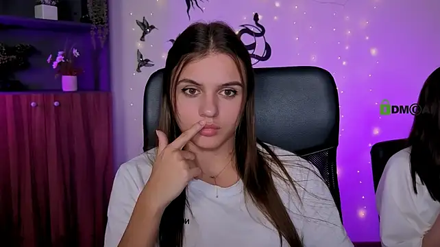 lisa_dark_