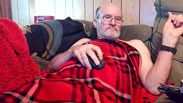 snickers1 (M grandpa) - to jerk off