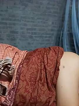 Linda-04 webcam