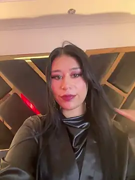 SusanVilla live cam on StripChat