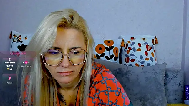 LadyIzabel