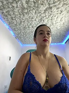 salo-rousee live cam on StripChat